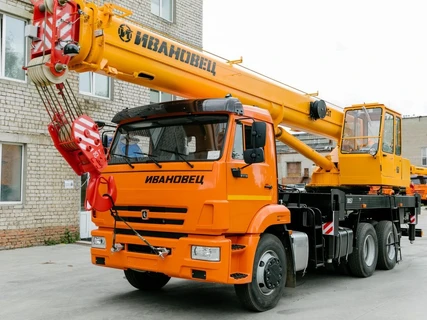 Автокран Ивановец КС-45717К-2 30 тонн